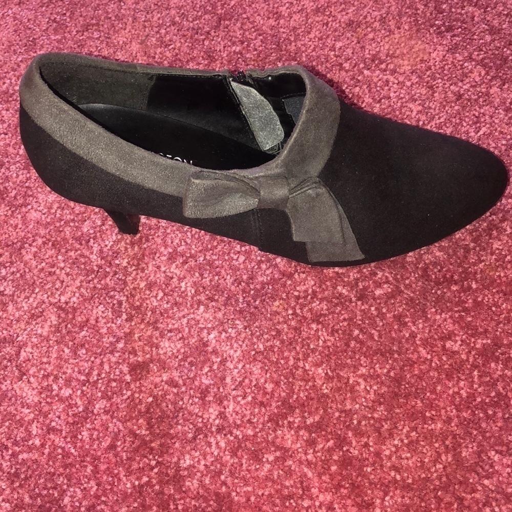 Covington Heels - Picture 4 of 7